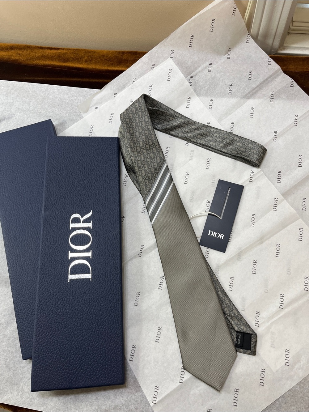 Dior Men's Gray Signature Silk Tie - Designer Luxury Accessory